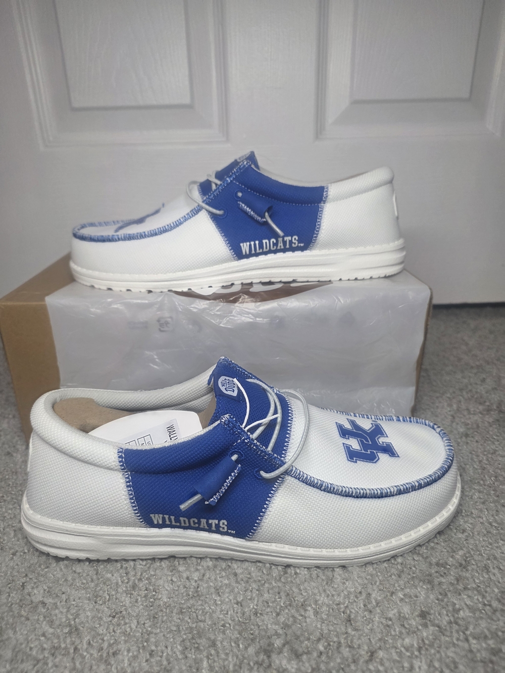 HEYDUDE University of Kentucky Wildcats UK White/Blue Casual Shoes size 9m